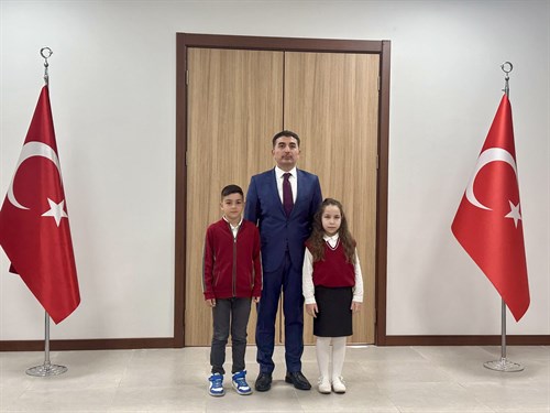 Kaymakamımız Sn. Fatih KAYA'dan 23 Nisan'da Makam Devri!